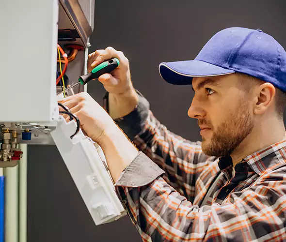 Expert Plumber for Tankless Water Heater Maintenance in Tamarac, FL: Schedule Professional Maintenance Services with Us